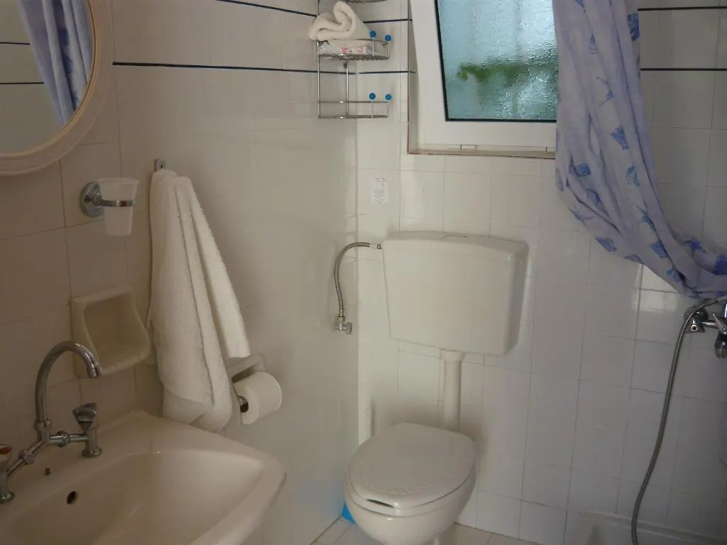 Ventura Rooms Lassi  0*, Lassi (Kefalonia) Yunanistan